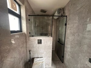Bathroom in 4 BHK Builder Floor at Sector 57 – for Rent