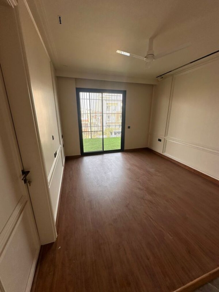 Room, sector 57 4 Bedroom 3000 Sq.Ft. Builder Floor In Sector 57 Gurgaon 10450048