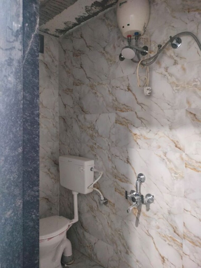 Bathroom, rohan-leher Studio 400 Sq.Ft. Apartment In Baner Pune 10450088