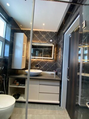 Furnished Amenities in 4 BHK Apartment at Sector 27 – for Sale