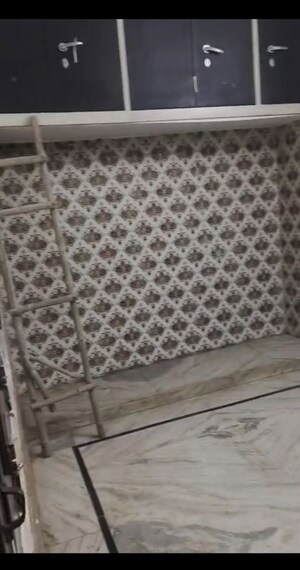 Balcony in 2.5 BHK Independent House at Vipin Garden – for Rent