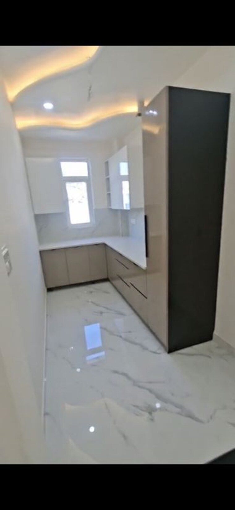 Bathroom, bptp-district-faridabad 3 Bedroom 135 Sq.Yd. Builder Floor In Sector 81 Faridabad 10450114