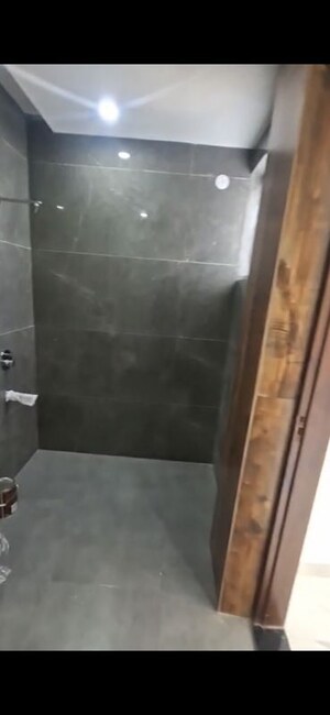 Furnished Amenities in 3 BHK Builder Floor at BPTP District Faridabad, Sector 81 – for Rent