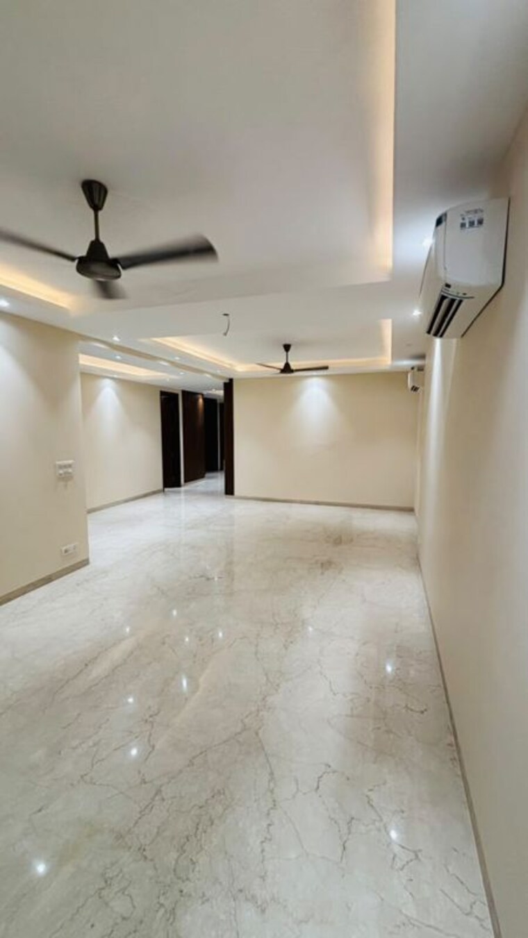 Room, dlf-city-phase-iv 4 Bedroom 2700 Sq.Ft. Builder Floor In Dlf Phase iv Gurgaon 10450107
