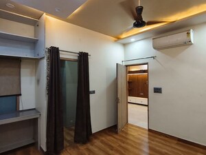Building Lobby in 2 BHK Builder Floor at Surendra Avenue 69, Sector 69 – for Rent