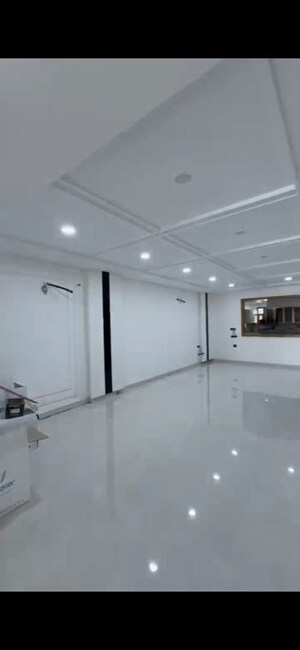 4 BHK Builder Floor For Rent in Sector 85