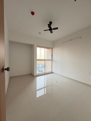 Room in 2.5 BHK Apartment at Lodha Codename Premier, Dombivli East – for Rent