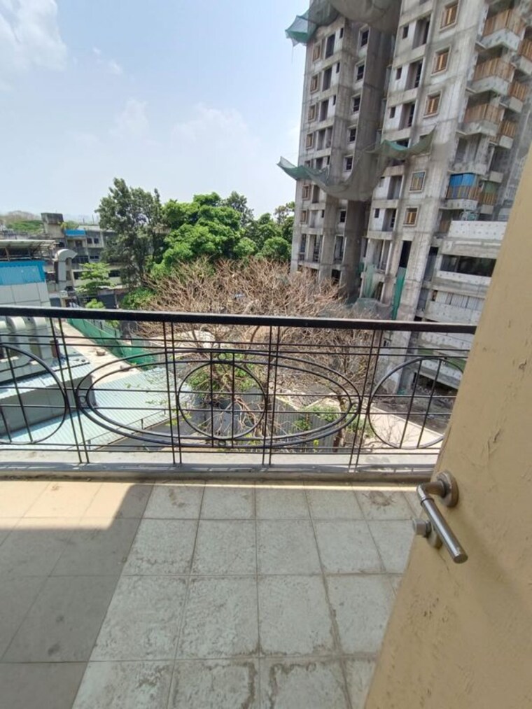 Balcony, mahindra-royale 2 Bedroom 1000 Sq.Ft. Apartment In Pimpri Pune 10450146