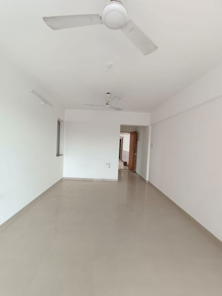 Room, mahindra-royale 2 Bedroom 1000 Sq.Ft. Apartment In Pimpri Pune 10450146