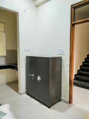 Room in  Co-working Space at Safedabad – for Rent