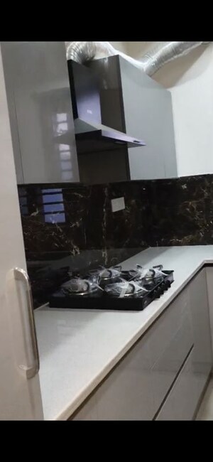 Kitchen in 3 BHK Builder Floor at BPTP District Faridabad, Sector 81 – for Sale