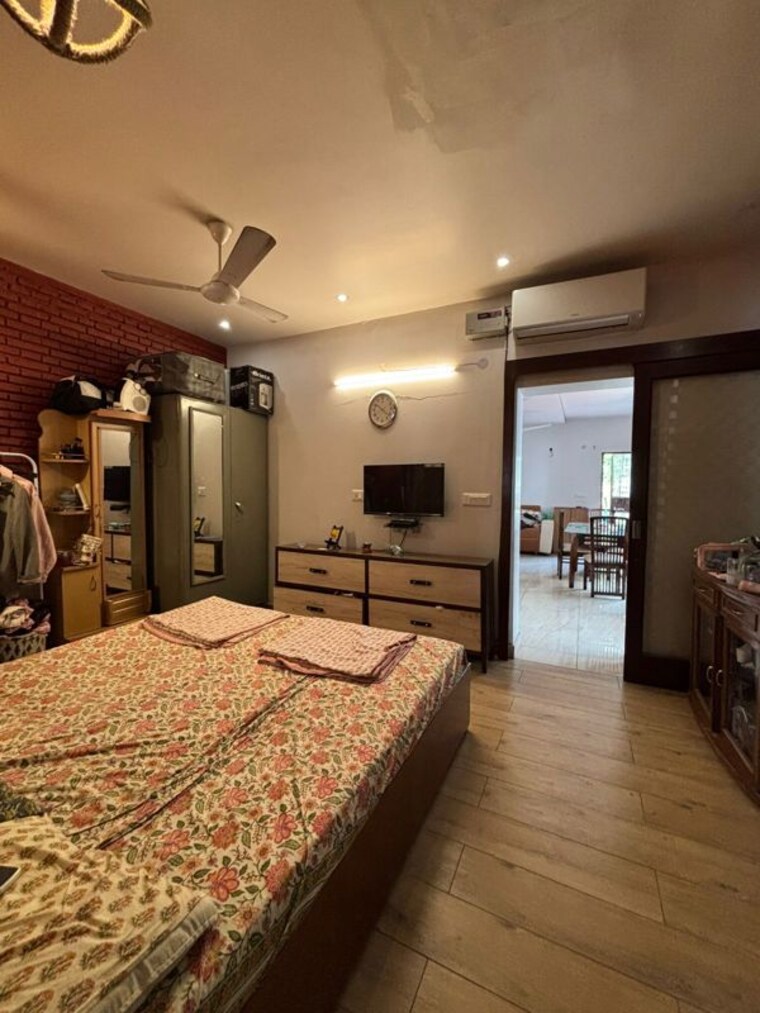Bedroom, green park extension 1 Bedroom 18 Sq.Yd. Builder Floor In Green Park Extension Delhi 10450153
