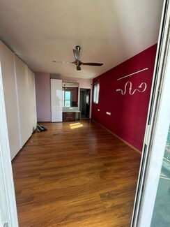 4 BHK + Study Room Villa For Rent in Prestige Laughing Waters