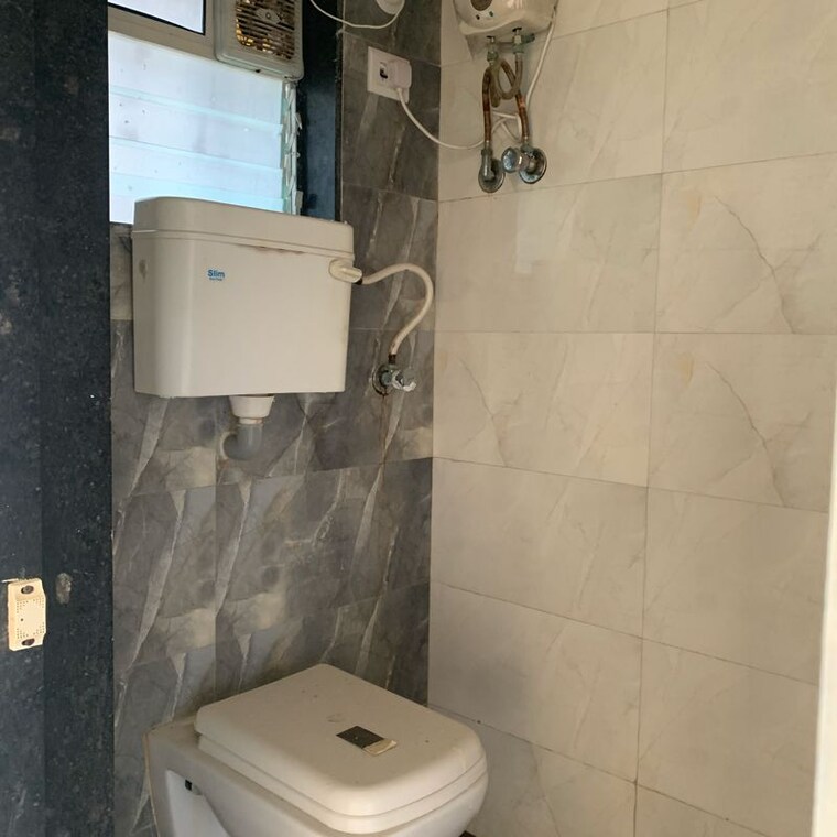 Bathroom, prathana-acharya-ashram 3 Bedroom 950 Sq.Ft. Apartment In Vazira Mumbai 10446080