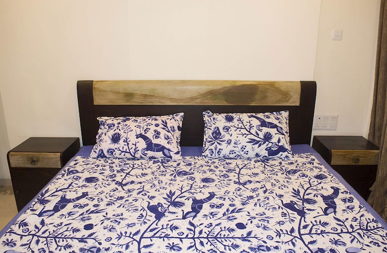Bedroom, kandivali east Pg For Boys In Kandivali East 10450274
