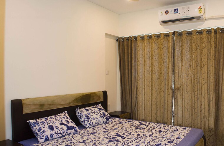 Bedroom, kandivali east Pg For Boys In Kandivali East 10450274