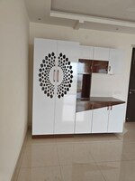 3 BHK +  1700 Sq.Ft. Apartment in Hiranandani Queensgate