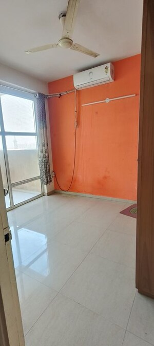 Room in 2 BHK Apartment at Pyramid Urban Homes 2, Sector 86 – for Rent