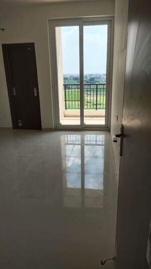 Room in 3 BHK Builder Floor at Ambika Florence Park, North Mullanpur – for Sale