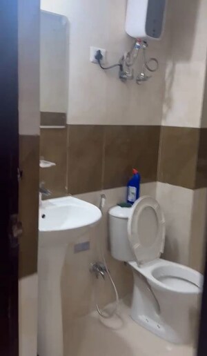 Bathroom in 2 BHK Apartment at Elegant Splendour, Tech Zone 4 Greater Noida – for Rent