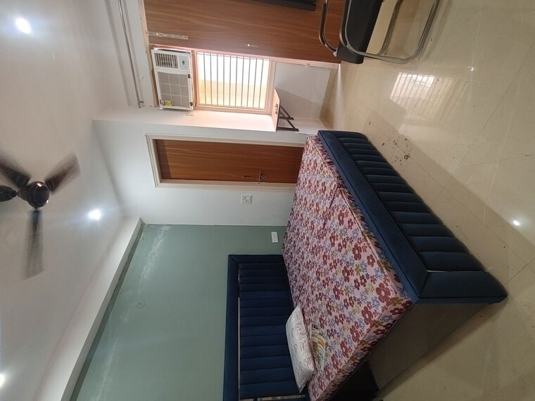 Bedroom, sector 52 2 Bedroom 450 Sq.Ft. Builder Floor In Sector 52 Gurgaon 10450397