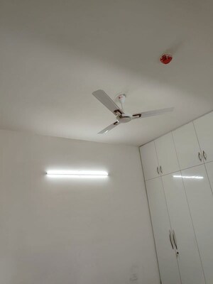 Furnished Amenities in 3 BHK Apartment at Tulip Yellow, Sector 69 – for Rent