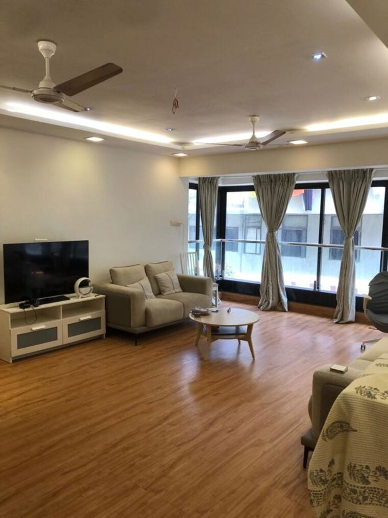 Living Room, samudra-gaurav 2.5 Bedroom 1350 Sq.Ft. Apartment In Worli Mumbai 10450417