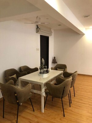 Team Area in 2.5 BHK Apartment at Samudra Gaurav, Worli – for Rent
