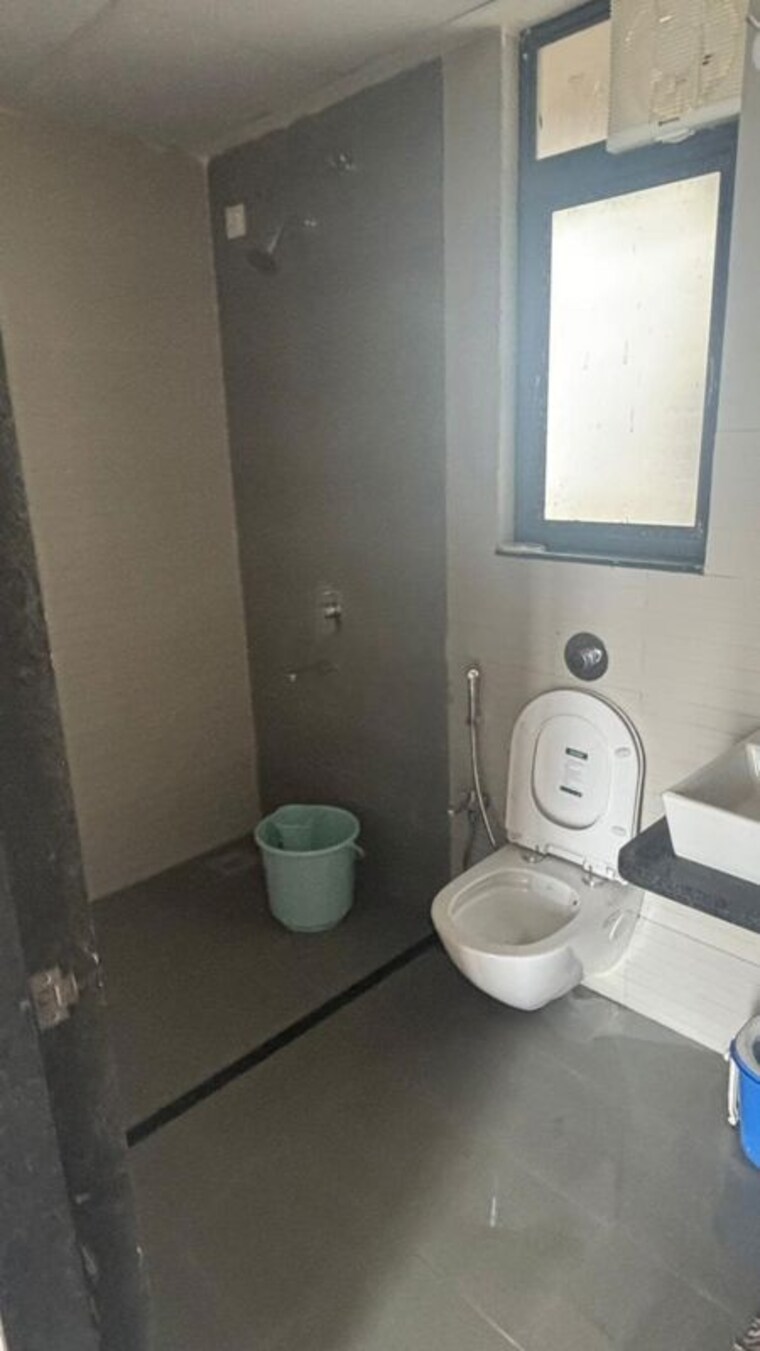 Bathroom, mantra-mirari 3 Bedroom 1300 Sq.Ft. Apartment In Koregaon Park Pune 10450434