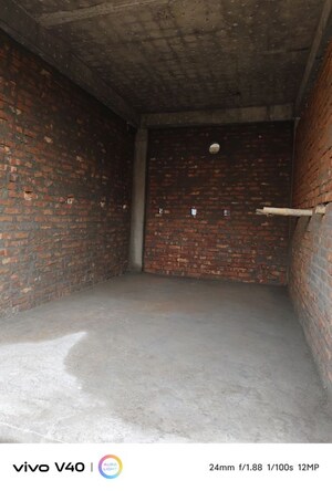   Shop at Nayabad – for Sale