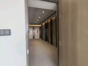 Room in 4 BHK Apartment at Piramal Mahalaxmi, Mahalaxmi – for Rent
