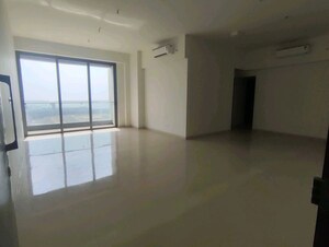 4 BHK Apartment For Rent in Piramal Mahalaxmi, Mahalaxmi