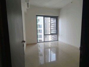 Room in 4 BHK Apartment at Piramal Mahalaxmi, Mahalaxmi – for Rent
