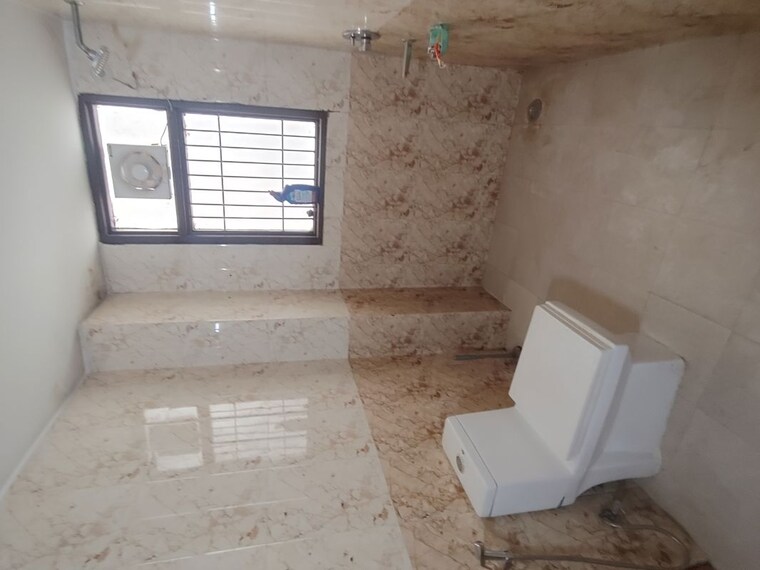 Bathroom, wazirabad 2 Bedroom 450 Sq.Ft. Builder Floor In Wazirabad Gurgaon 10450443