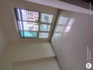 Room in 2 BHK Apartment at Sanskruti Splendour, Dahisar East – for Sale