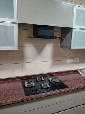 Furnished Amenities in 3 BHK Builder Floor at Jawahar Nagar – for Sale