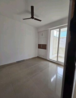 2 BHK Apartment For Rent in ACE Platinum