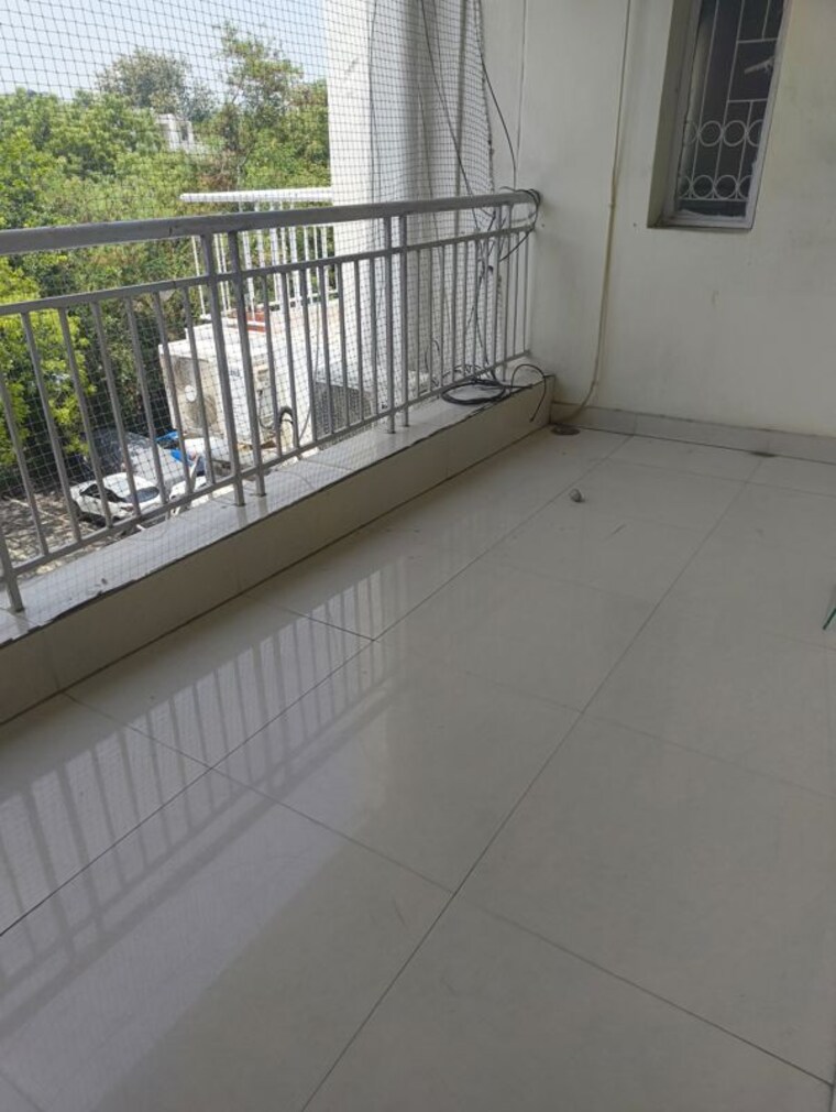Balcony, jawahar nagar 2.5 Bedroom 1400 Sq.Ft. Apartment In Jawahar Nagar Delhi 10450490