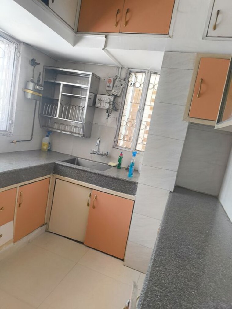 Kitchen, jawahar nagar 2.5 Bedroom 1400 Sq.Ft. Apartment In Jawahar Nagar Delhi 10450490