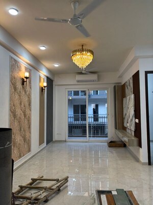 2 BHK Builder Floor For Rent in Smart World Orchard, Sector 61