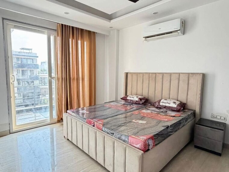 Bedroom, bestech-park-view-spa-next 3 Bedroom 1965 Sq.Ft. Apartment In Sector 67 Gurgaon 10450339