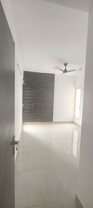 Bathroom in 3 BHK Apartment at Amrapali Zodiac, Sector 120 – for Rent