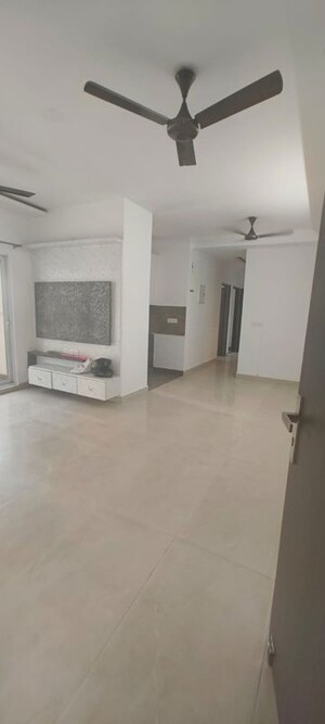 Room in 3 BHK Apartment at Amrapali Zodiac, Sector 120 – for Rent