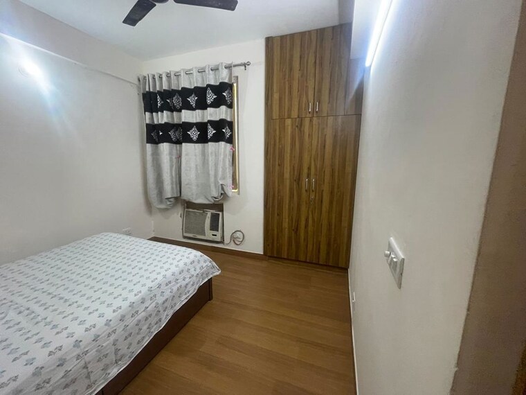 Bedroom, jaypee-green-kosmos-phase-ii 3 Bedroom 1370 Sq.Ft. Builder Floor In Sector 134 Noida 10450500