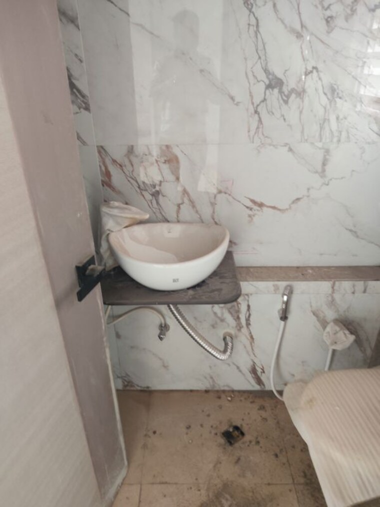 Bathroom, wadhwa-meadows 2.5 Bedroom 1150 Sq.Ft. Apartment In Khadakpada Thane 10450513