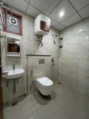 Bathroom in 1 BHK Builder Floor at Medi City – for Rent
