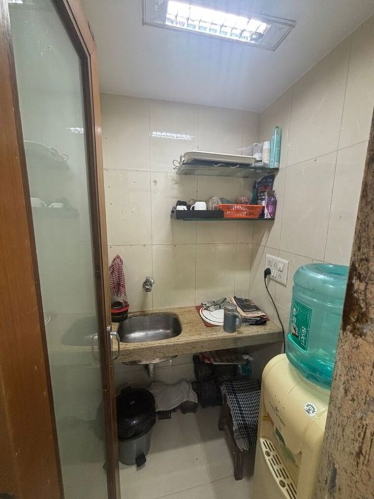 Bathroom, colaba Commercial Office Space 315 Sq.Ft. In Colaba Mumbai 10450522