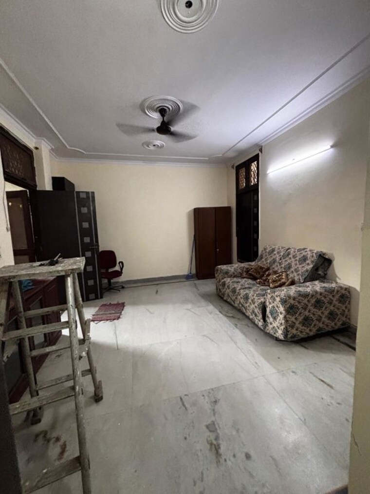 Bedroom, panchsheel vihar 2 Bedroom 100 Sq.Yd. Builder Floor In Panchsheel Vihar Delhi 10450514