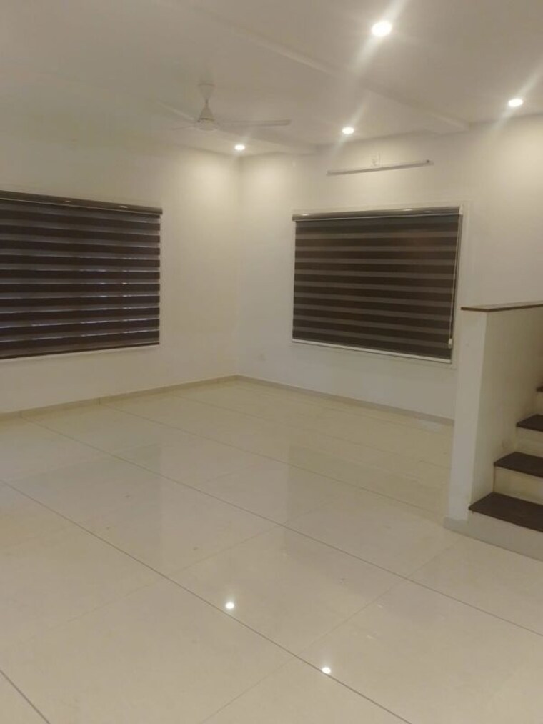 Room, kuttanellur 3 Bedroom 2750 Sq.Ft. Independent House In Kuttanellur Thrissur 10450551