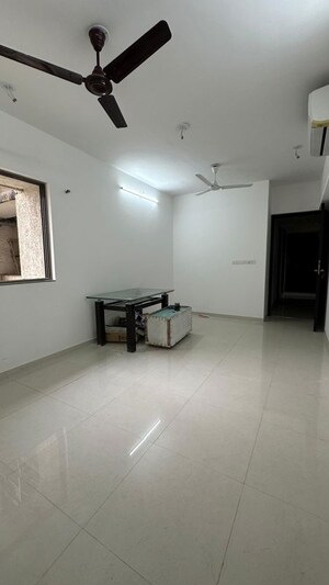 Room in 1 BHK Apartment at Lodha Splendora, Ghodbunder Road – for Rent